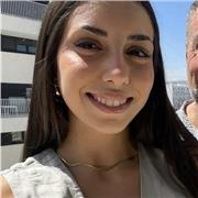 Soy Nerea Arco, estudiante de Psicología con experiencia previa en el cuidado de niños. Me encanta trabajar con los más pequeños, ya sea cuidándolos o ayudándoles en su aprendizaje. Me considero una persona responsable, cercana y con buena capacidad de ad